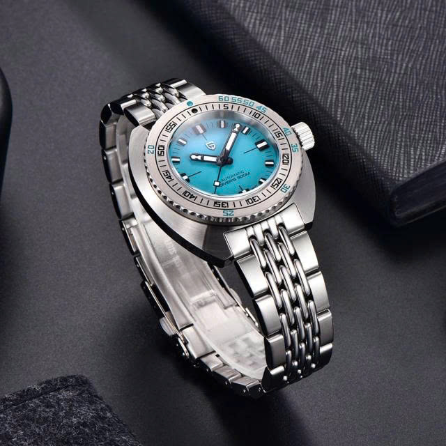 z6909050040976_1b3b9b1dd2f97dad32f3ed6643156f5e