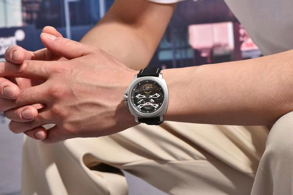 z6972865731496_28857ea14a8582460e609250d682b2bd