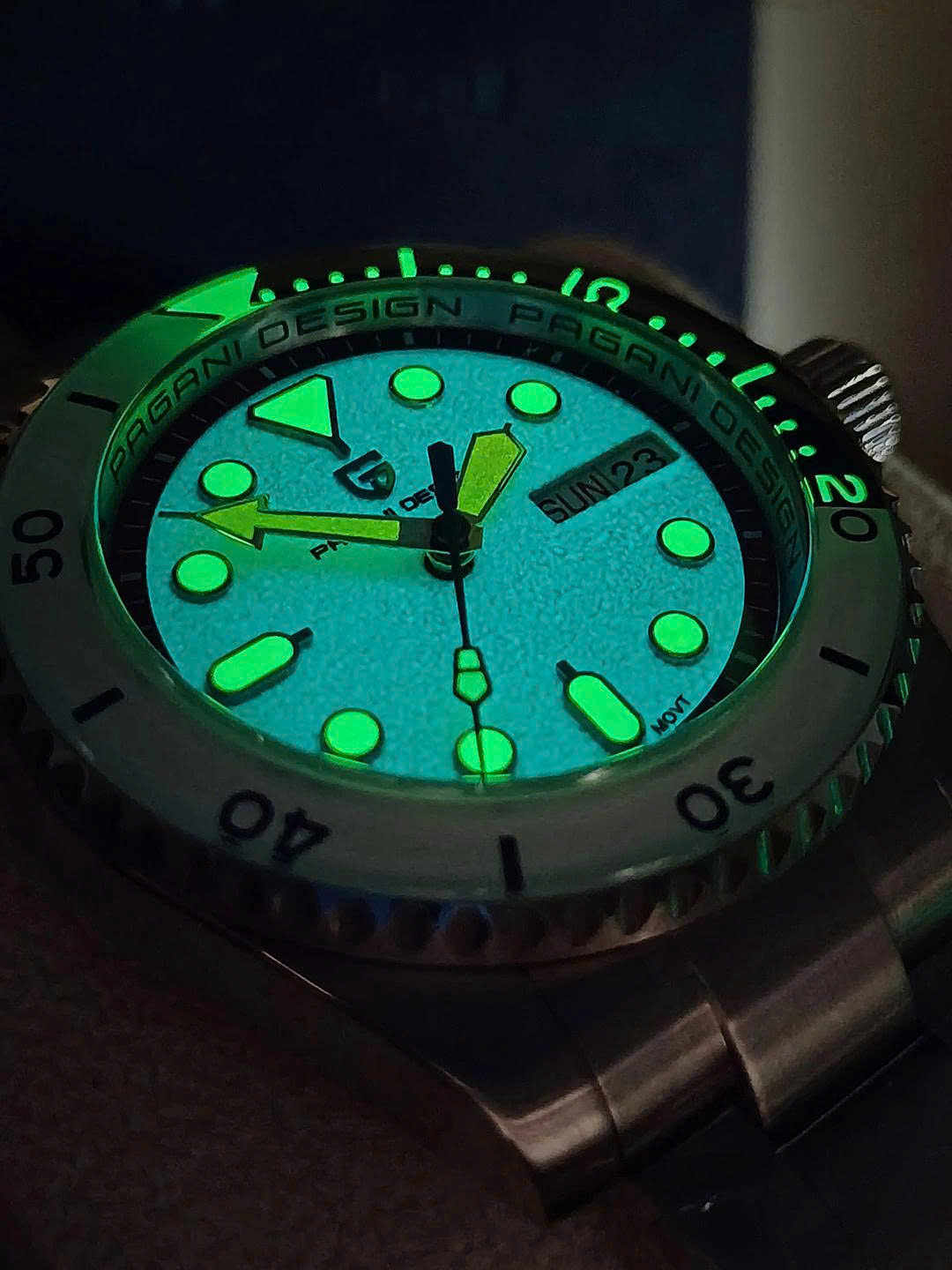 z6976312591244_832718100e1c95aa961e9b1d14cf4650